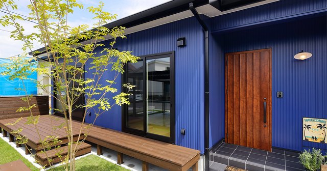 แบบบ้านชั้นเดียว เท่มีสไตล์ ด้วยบ้าน สีน้ำเงินสดโดดเด่น บ้าน สีน้ำเงิน blue house Modern Style